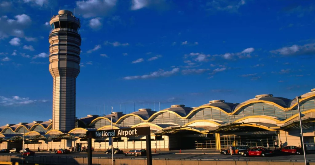 Luxury DCA Airport limo service with professional Washington chauffeur